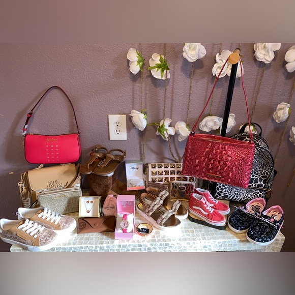 💖💖Live flyer💖💖 like this listing to be notified when I go live! - Picture 2 of 6